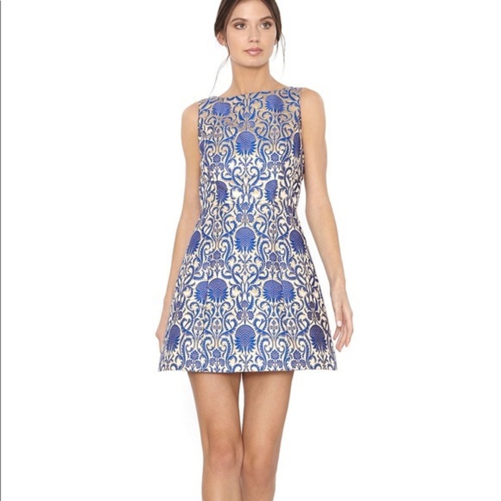 NWT alice and olivia blue and gold carrie a line dress size 6 formal mini dress